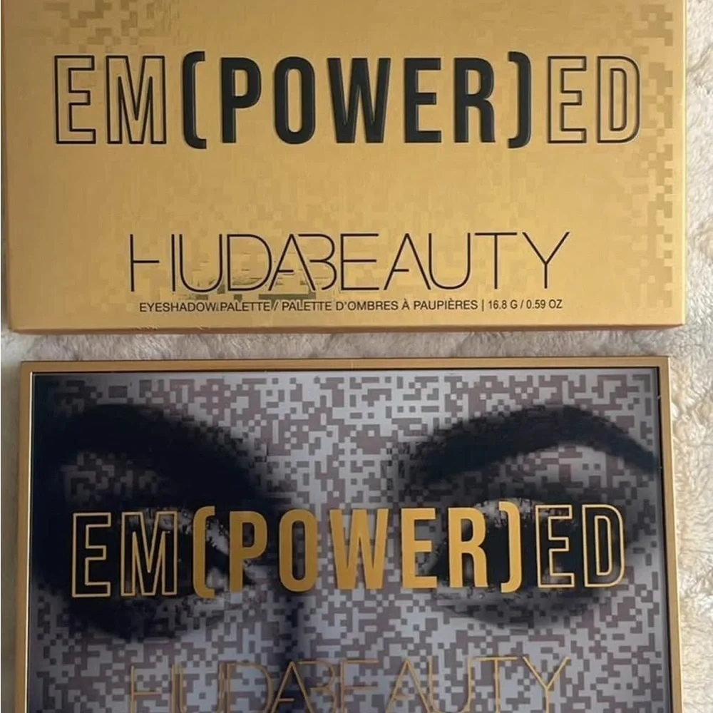 HUDA BEAUTY|Empowered~Eyeshadow Palette|BNIB